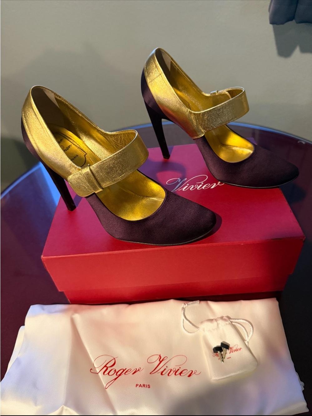 Authentic Roger Vivier Plum Satin Gold Ankle Strap Heels Size 37 IT US 7
